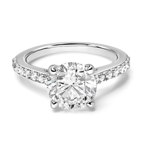 Round Brilliant Cut Diamond Engagement Ring in White Gold